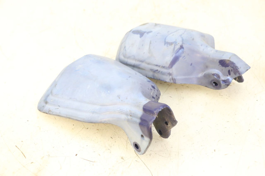 photo de PROTETOR DE MÃO APRILIA ETX 125 (1998 - 2002) - Ampliação técnica