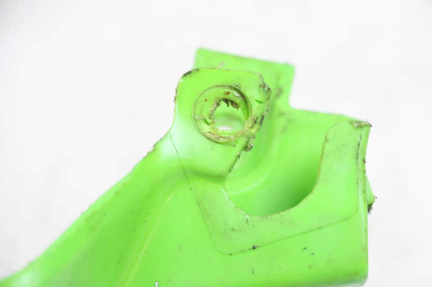 photo de PROTETOR DE MÃO ESQUERDO KAWASAKI KDX 125 (1990 - 1991) - Zoom do estado de desgaste