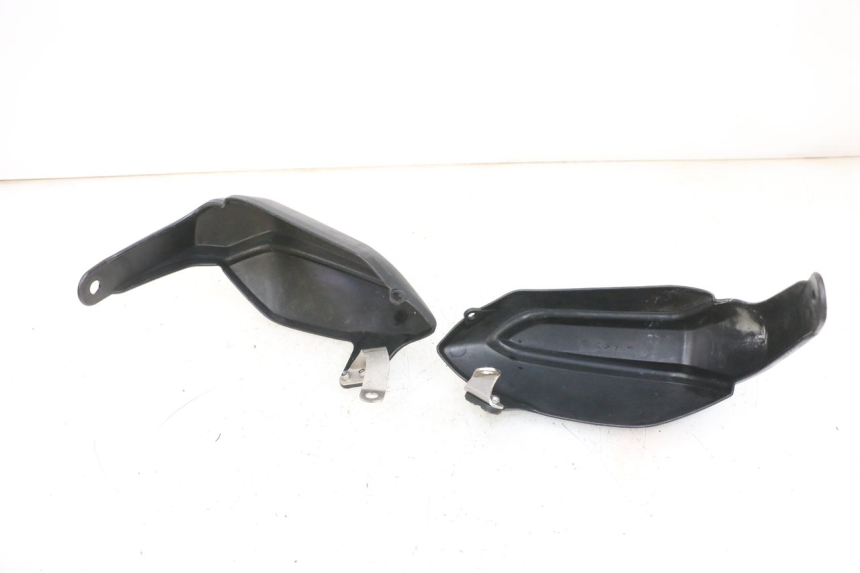 photo de PROTETOR DE MÃO YAMAHA TDM ABS 900 (2002 - 2014) - Outro ângulo de visão