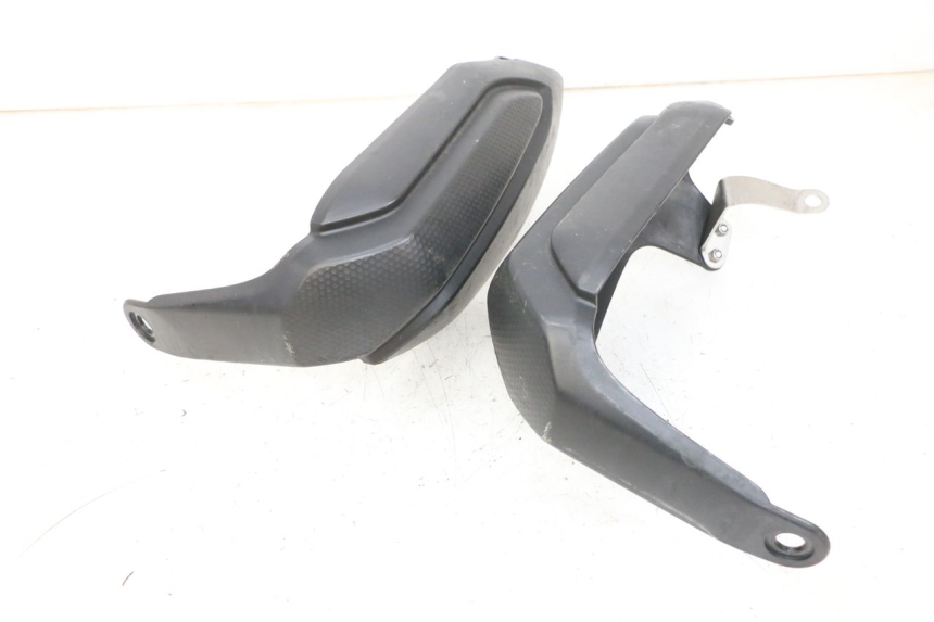 photo de PROTETOR DE MÃO YAMAHA TDM ABS 900 (2002 - 2014) - Vista geral