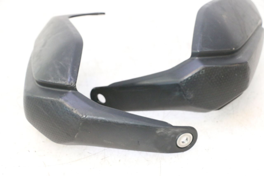 photo de PROTETOR DE MÃO YAMAHA TDM ABS 900 (2002 - 2014) - Outro ângulo de visão