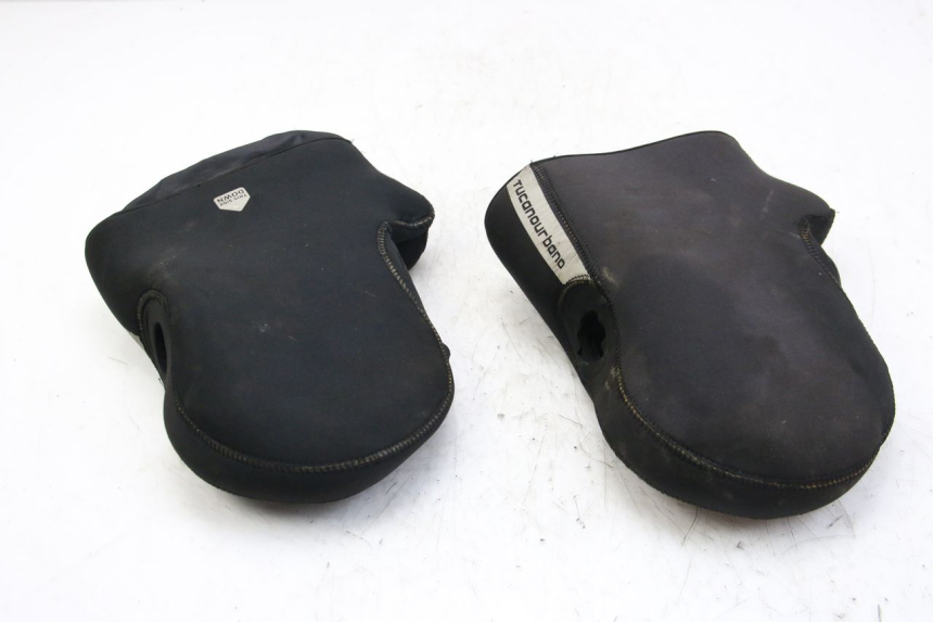 photo de PROTETOR DE MÃO PIAGGIO XEVO - X EVO 125 (2007 - 2017) - Estado da superfície