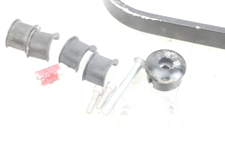 photo de PROTETOR DE MÃO YAMAHA XT X 660 (2004 - 2016) - Vista de perto