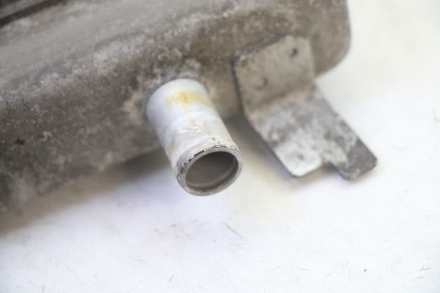 photo de RADIADOR SUZUKI BURGMAN 125 (2007 - 2014) - Detalhes característicos