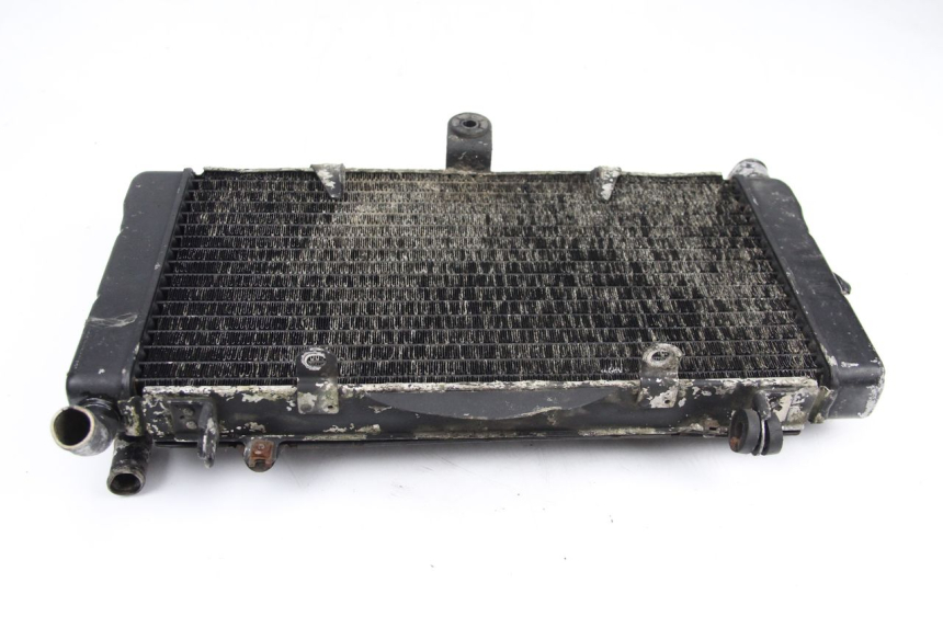photo de RADIADOR HONDA CBR F SC21 1000 (1986 - 1992) - Detalhe da peça