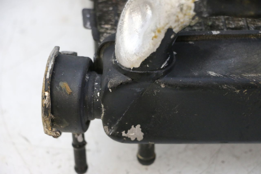 photo de RADIADOR HONDA CBR RR FIREBLADE 900 (1992 - 1994) - Ampliação dos componentes