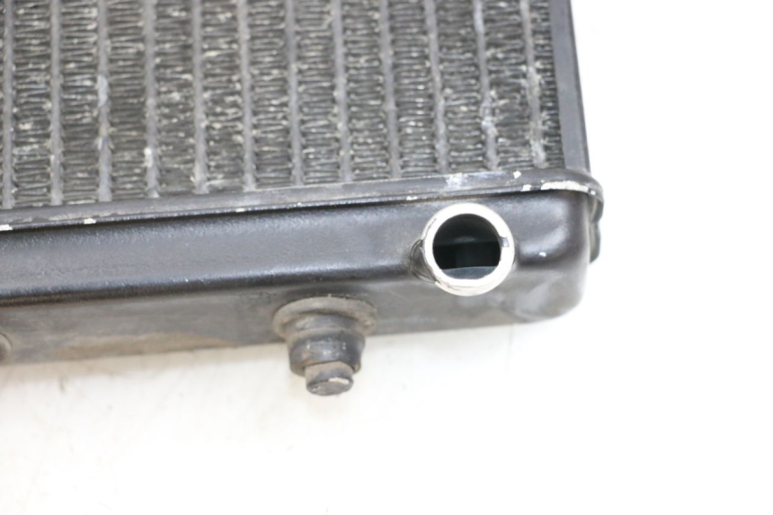 photo de RADIADOR APRILIA CLASSIC 125 (1995 - 2001) - Detalhe da peça