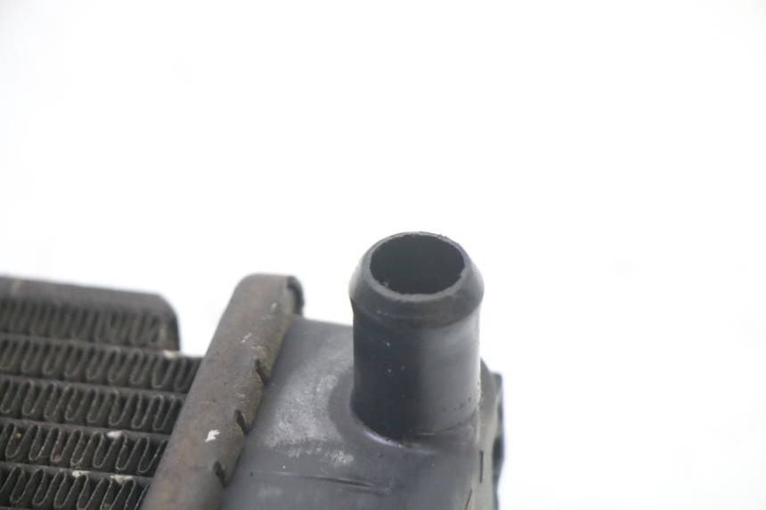 photo de RADIADOR KYMCO DINK STREET 125 (2009 - 2014) - Pontos de fixação