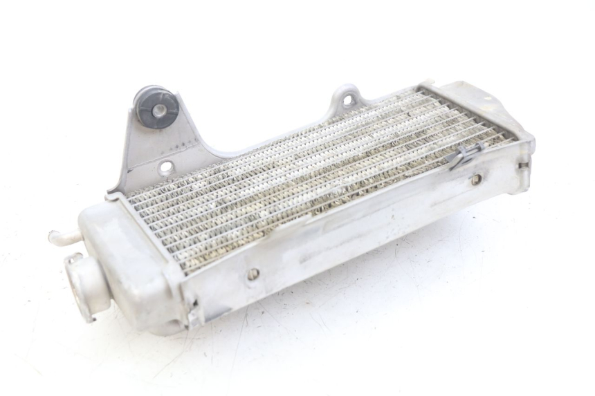 photo de RADIADOR DIREITO HONDA CRF CR-F 450 (2009 - 2012) - Zoom do estado de desgaste