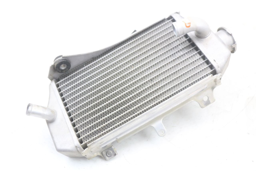 photo de RADIADOR DIREITO HONDA CRF R 250 (2020 - 2021) - Detalhe da peça
