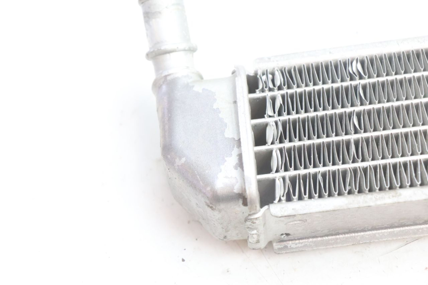 photo de RADIADOR DIREITO PEUGEOT LUDIX BLASTER 50 (2006 - 2014) - Detalhe da peça