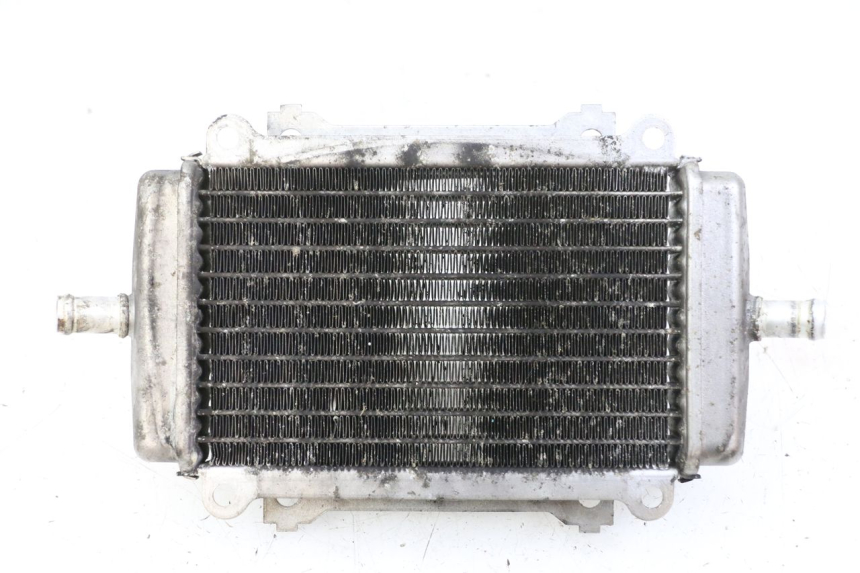 photo de RADIADOR DIREITO PIAGGIO VESPA GRANTURISMO 200 (2004 - 2005) - Detalhe da peça