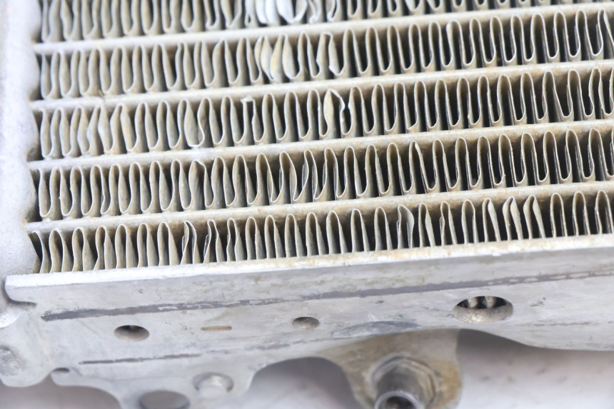 photo de RADIADOR DIREITO HUSABERG TE 250 (2011 - 2014) - Outro ângulo de visão