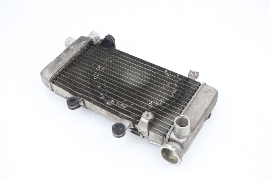 photo de RADIADOR DIREITO HONDA VTR F FIRESTORM 1000 (1997 - 2001) - Outro ângulo de visão