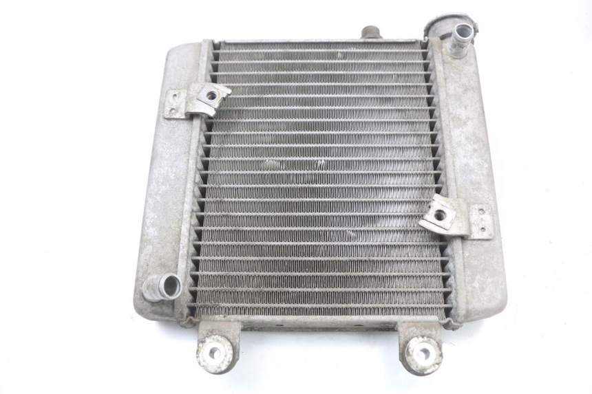 photo de RADIADOR HONDA FES S-WING SWING ABS 125 (2007 - 2015) - Outro ângulo de visão