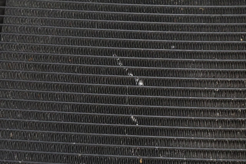 photo de RADIADOR YAMAHA FZ8 800 (2010 - 2016) - Zoom do estado de desgaste