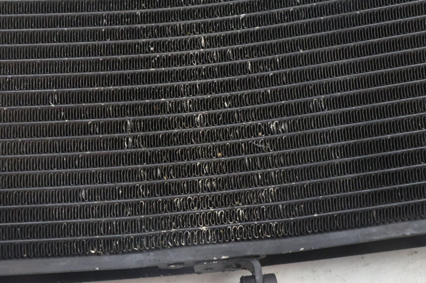 photo de RADIADOR YAMAHA FZ8 800 (2010 - 2016) - Outro ângulo de visão