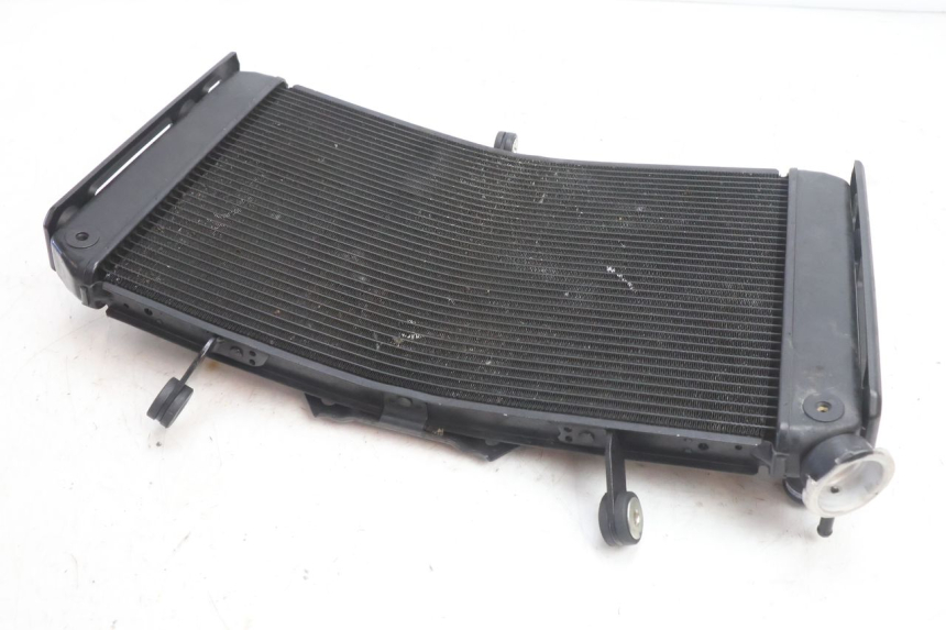 photo de RADIADOR YAMAHA FZ8 800 (2010 - 2016) - Ampliação técnica