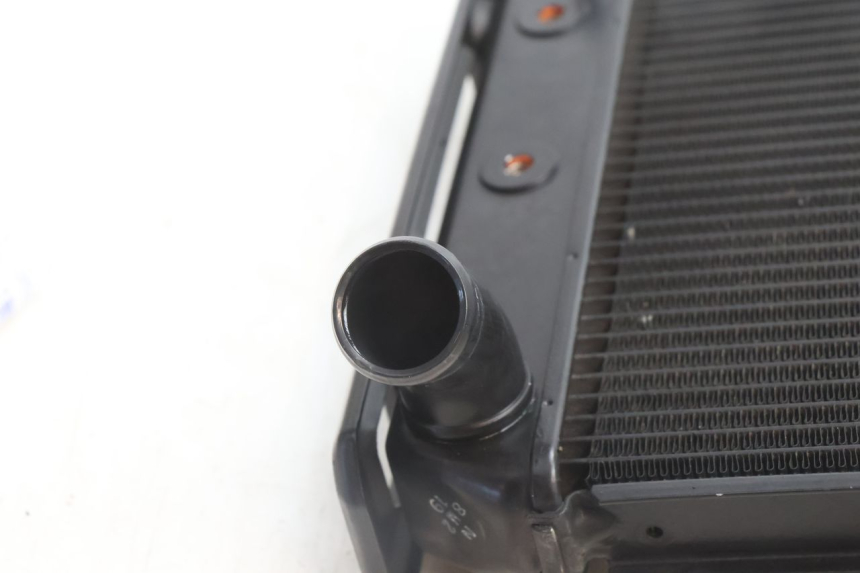 photo de RADIADOR YAMAHA FZ8 800 (2010 - 2016) - Estado da superfície