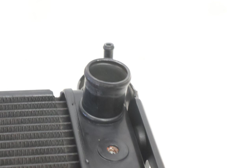 photo de RADIADOR YAMAHA FZ8 800 (2010 - 2016) - Marcações e referências