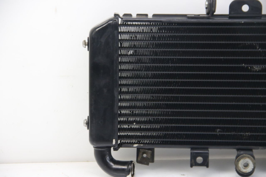 photo de RADIADOR YAMAHA FZS FAZER 600 (2001 - 2003) - Ampliação técnica