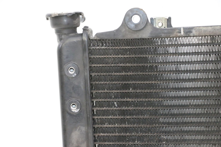 photo de RADIADOR BMW G310 R 310 (2016 - 2020) - Marcações e referências