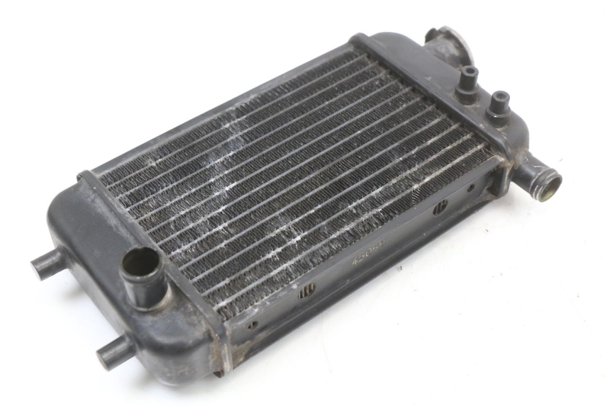 photo de RADIADOR ESQUERDO CAGIVA SUPER CITY 125 (1992 - 1997) - Zoom do estado de desgaste