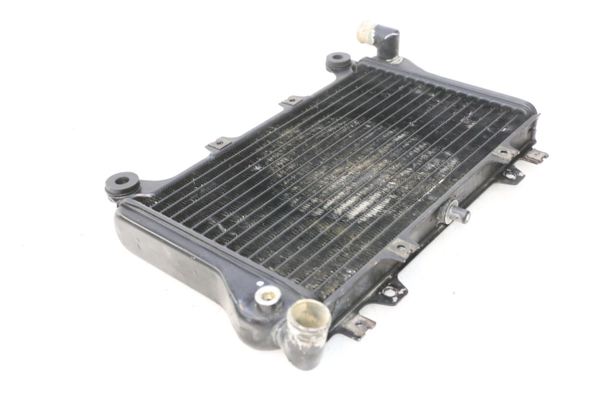 photo de RADIADOR KAWASAKI GPX F ZX750F 750 (1986 - 1990) - Zoom do estado de desgaste
