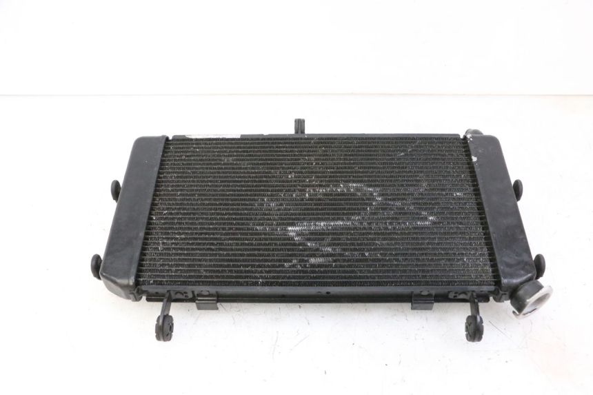 photo de RADIADOR SUZUKI GSR 750 (2011 - 2017) - Detalhe da peça