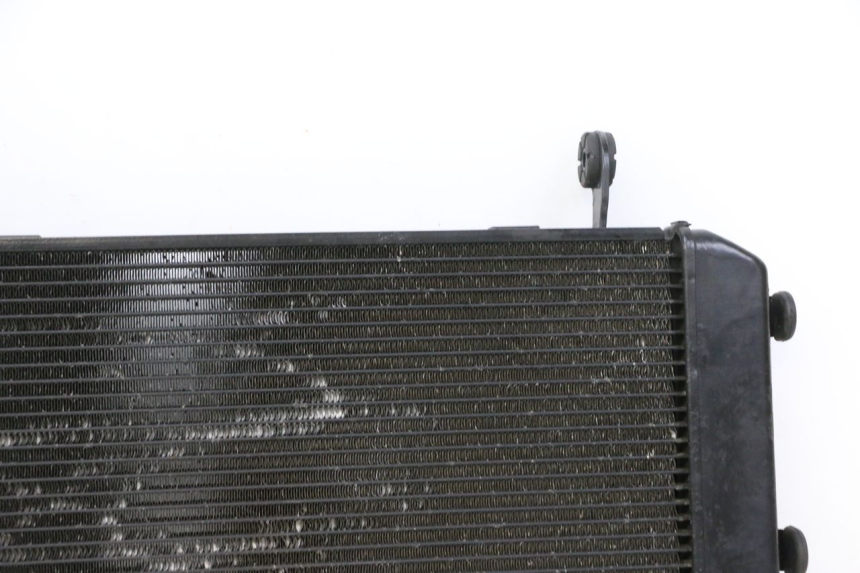photo de RADIADOR SUZUKI GSR 750 (2011 - 2017) - Ampliação dos componentes