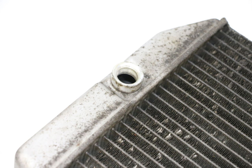 photo de RADIADOR SUZUKI GSXR GSX-R 1000 (2003 - 2004) - Zoom do estado de desgaste