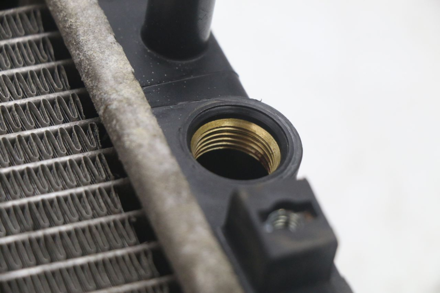 photo de RADIADOR SYM GTS EVO 125 (2009 - 2013) - Outro ângulo de visão