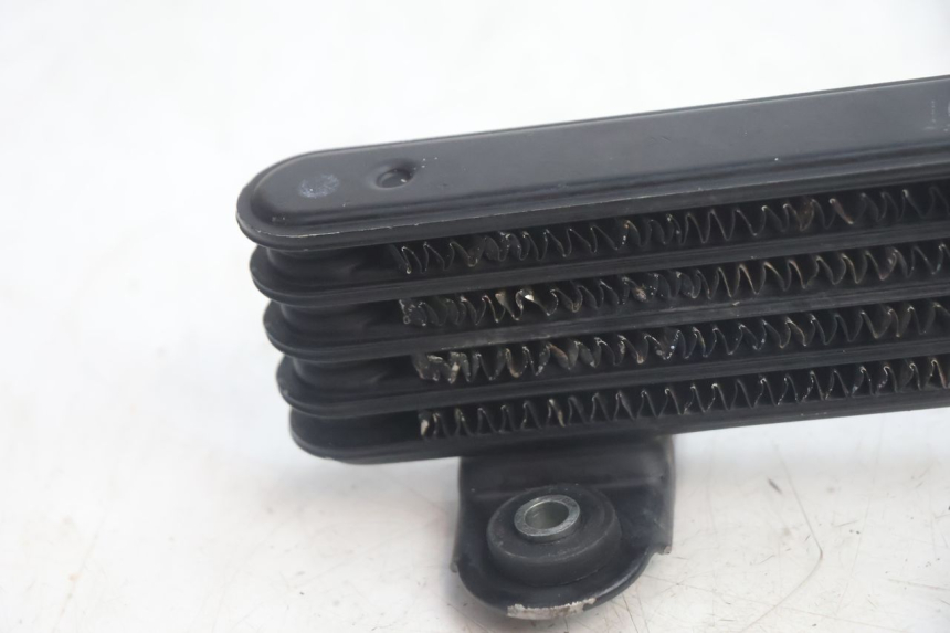 photo de RADIADOR DE ÓLEO SUZUKI DR S 600 (1985 - 1989) - Detalhe da peça