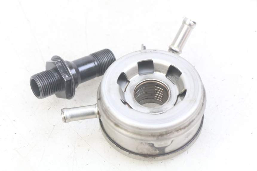 photo de RADIADOR DE ÓLEO YAMAHA FZS FAZER 600 (1998 - 2001) - Outro ângulo de visão