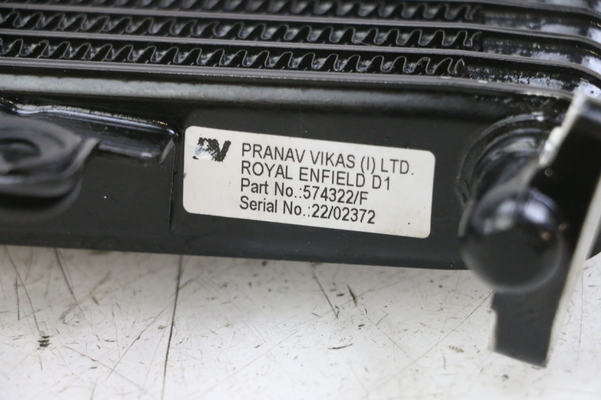 photo de RADIADOR DE ÓLEO ROYAL ENFIELD SCRAM 411 (2022 - 2024) - Ampliação técnica