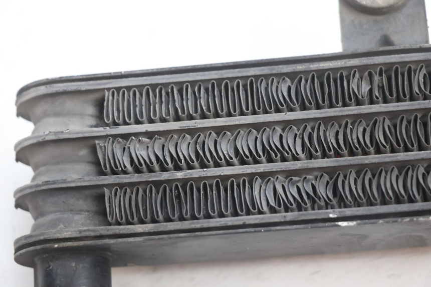 photo de RADIADOR DE ÓLEO HONDA XRV AFRICA TWIN 750 (1990 - 1992) - Detalhe da peça