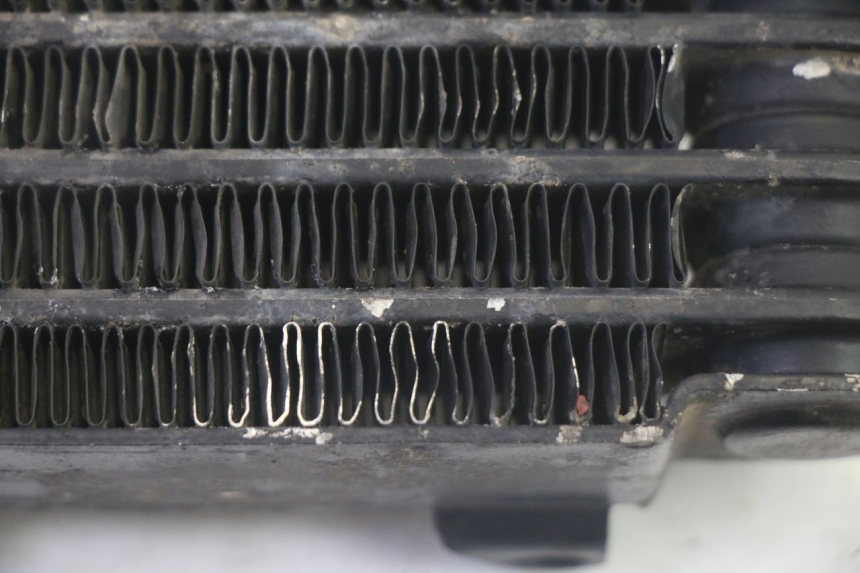 photo de RADIADOR DE ÓLEO KYMCO ZING 125 (1997 - 2003) - Zoom do estado de desgaste