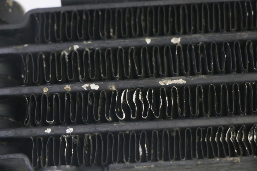 photo de RADIADOR DE ÓLEO KYMCO ZING 125 (1997 - 2003) - Pontos de fixação