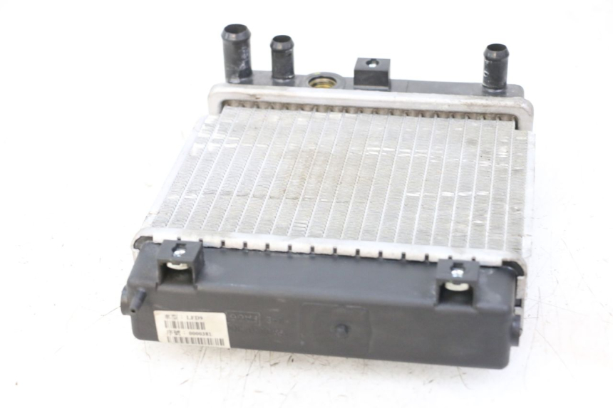 photo de RADIADOR KYMCO GRAND DINK 125 (2008 - 2014) - Ampliação técnica