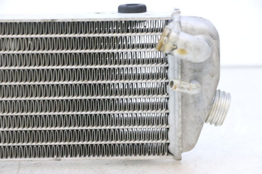 photo de RADIADOR RIEJU MRT PRO SUPERMOTARD 50 (2007 - 2018) - Detalhe da peça
