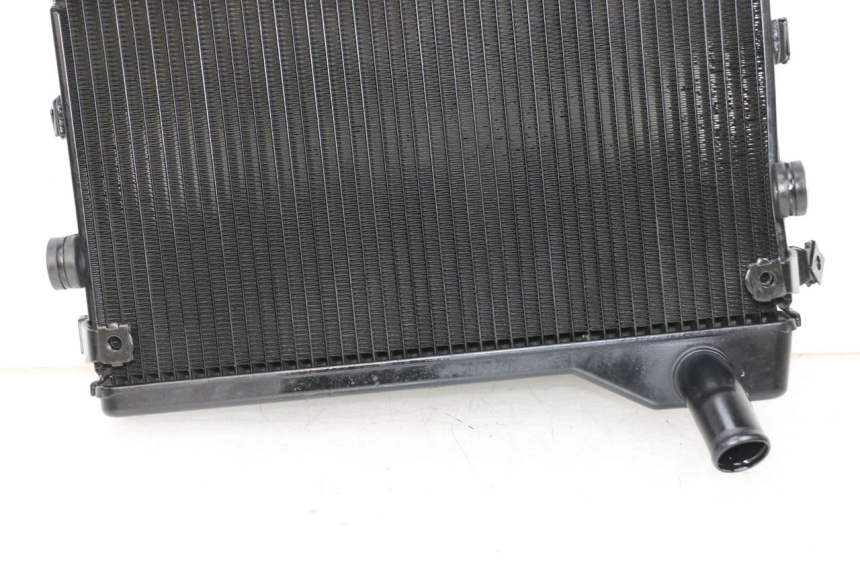 photo de RADIADOR YAMAHA MT-07 MT07 ABS 700 (2018 - 2020) - Vista de perto