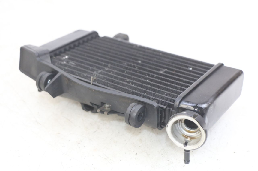 photo de RADIADOR YAMAHA MT ABS 125 (2014 - 2018) - Zoom do estado de desgaste
