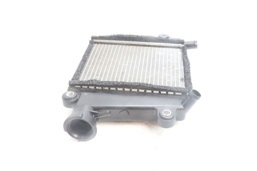 photo de RADIADOR YAMAHA N-MAX NMAX 125 (2021 - 2024) - Vista geral