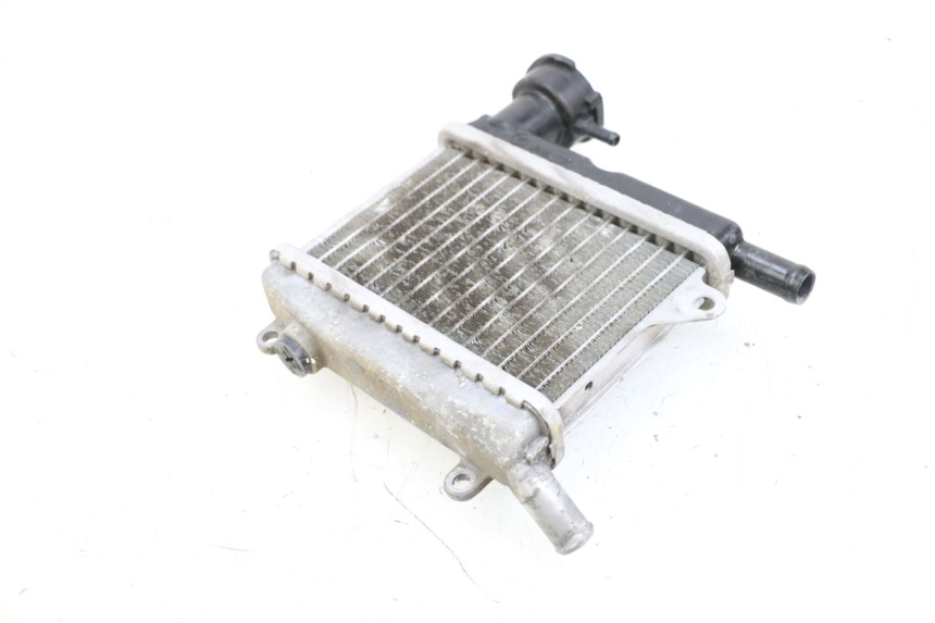 photo de RADIADOR YAMAHA NEOS NEO'S 4T 50 (2008 - 2016) - Zoom do estado de desgaste