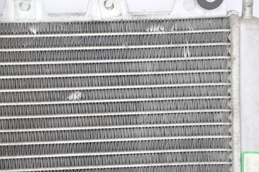 photo de RADIADOR GILERA NEXUS 125 (2009 - 2013) - Detalhes característicos