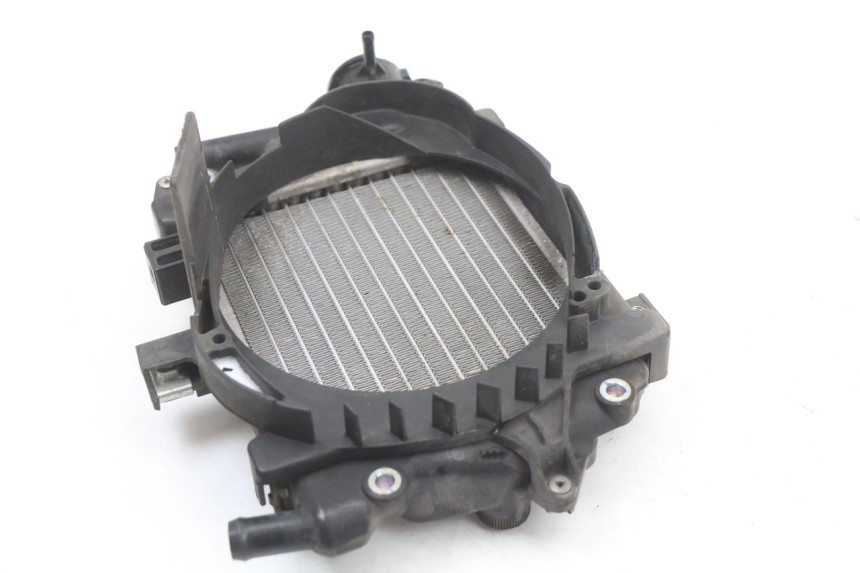 photo de RADIADOR HONDA PCX (JF28) 125 (2009 - 2011) - Vista geral