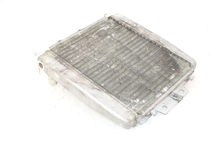 photo de RADIADOR PIAGGIO MP3 125 (2006 - 2014) - Detalhe da peça