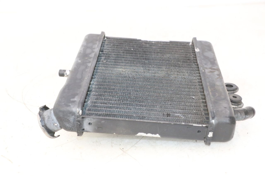 photo de RADIADOR MZ RT 125 (2000 - 2008) - Outro ângulo de visão