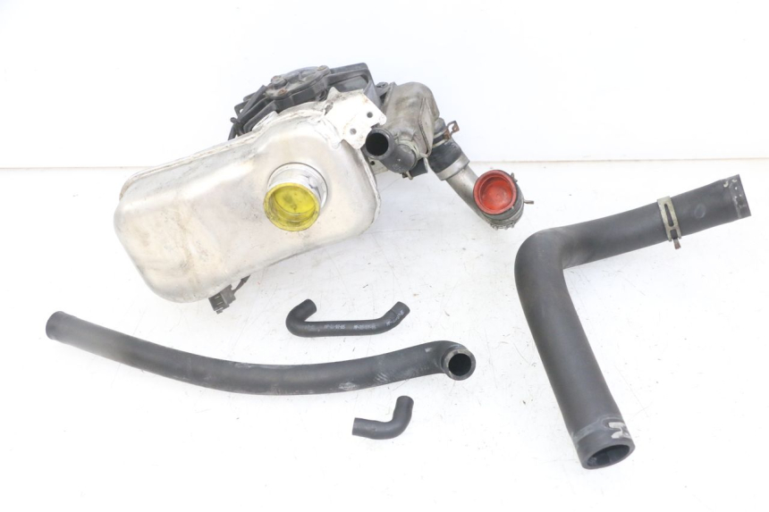 photo de RADIADOR PEUGEOT SATELIS COMPRESSOR K15 125 (2006 - 2009) - Ampliação técnica