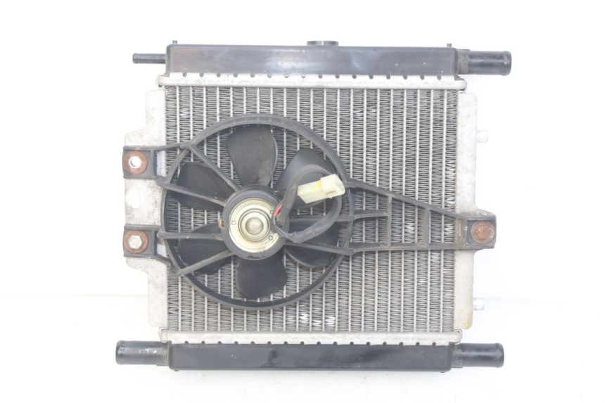 photo de RADIADOR PEUGEOT SATELIS 125 (2010 - 2012) - Pontos de fixação